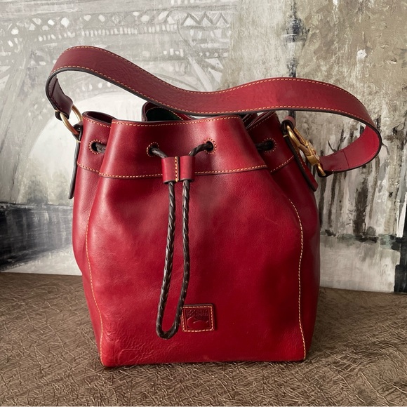 Dooney & Bourke Handbags - ❤️🤍💙Dooney & Bourke Hattie Drawstring Florentine Leather Shoulder Bag